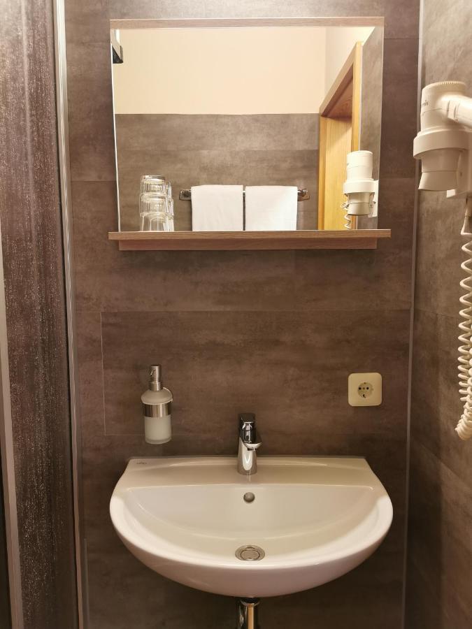 Landhotel Oelmuehle Mombris Εξωτερικό φωτογραφία